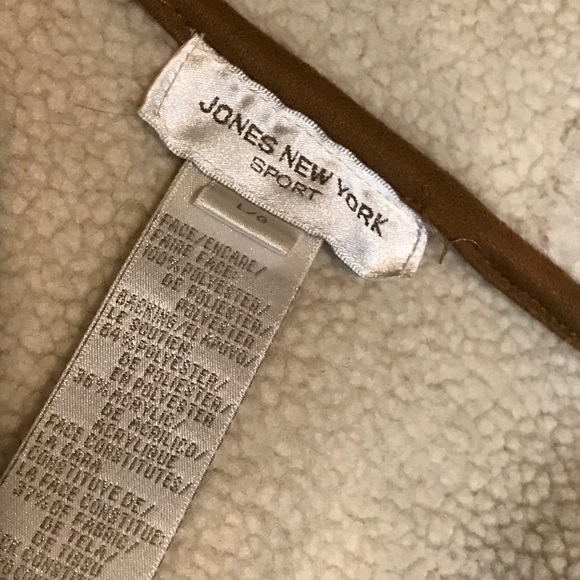 Faux Suede & shearing vest, Jones NY - Picture 5 of 7